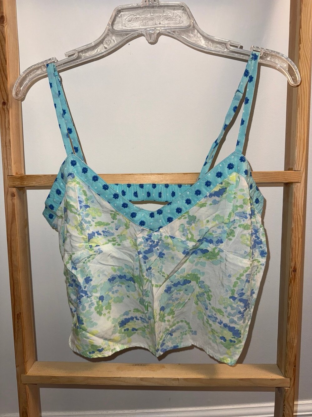 Gilly Hicks Cropped Tank
